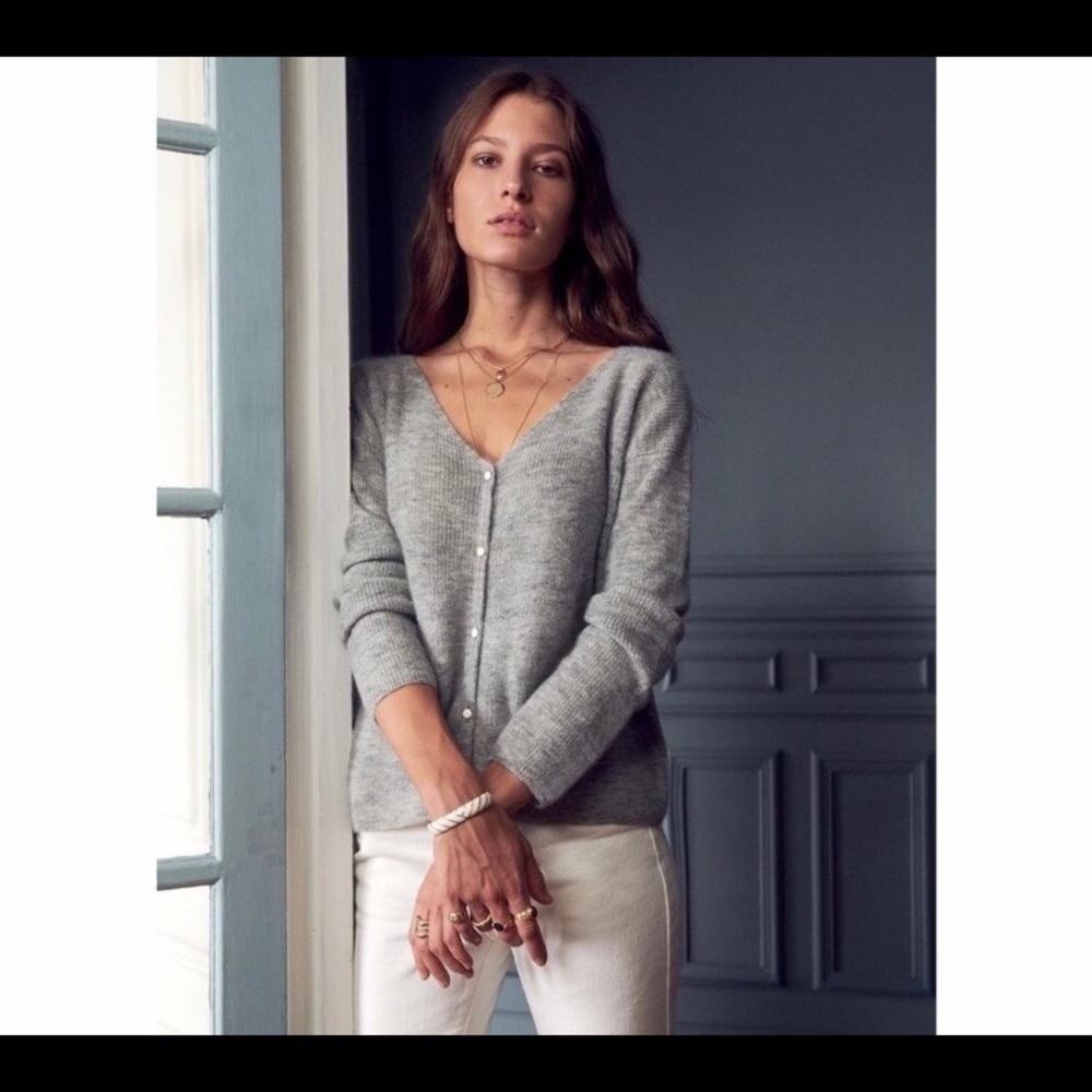 NWT Sézane Barry light gray